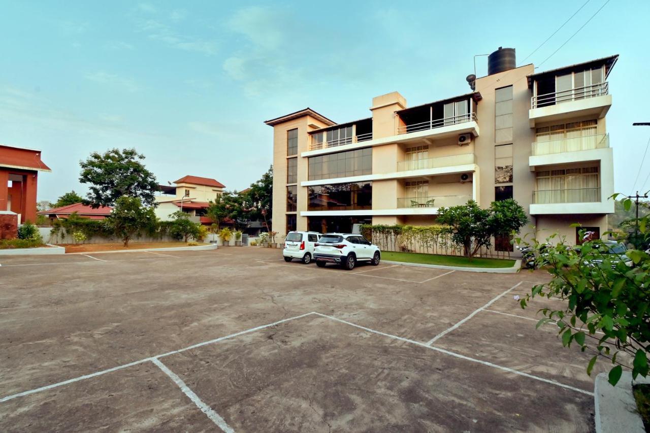 Hotel Sadhana Executive Dapoli Luaran gambar